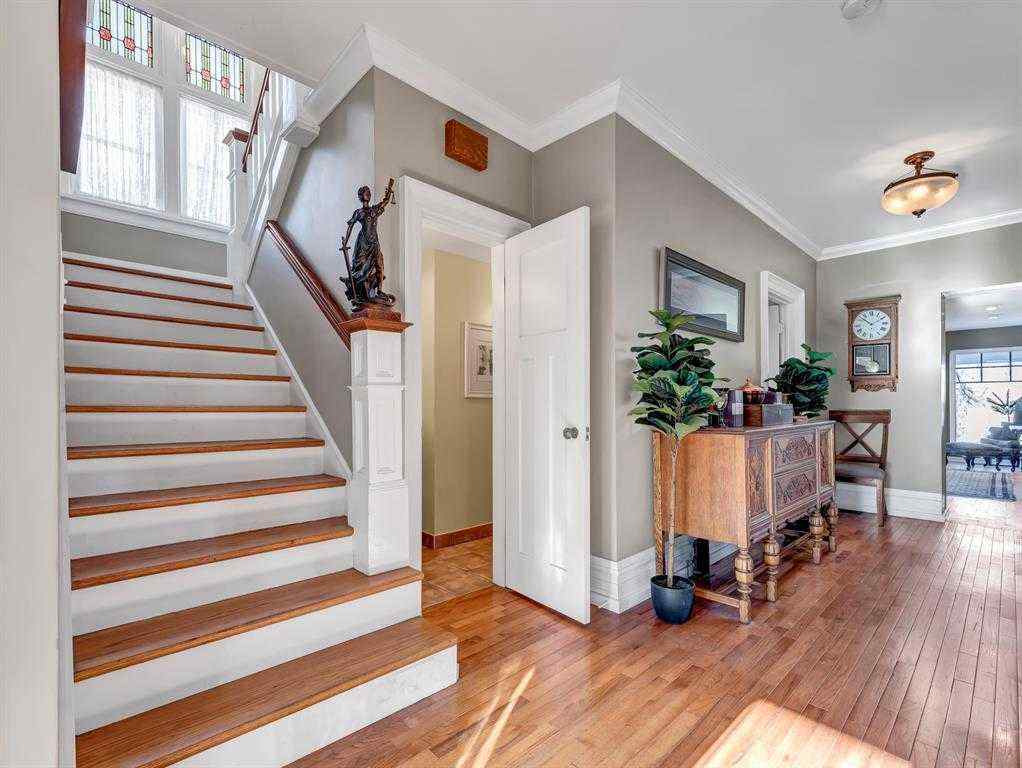 MLS&reg; # A2270364 - 258 1 Street SE in SE Hill Medicine Hat, Residential Open Houses