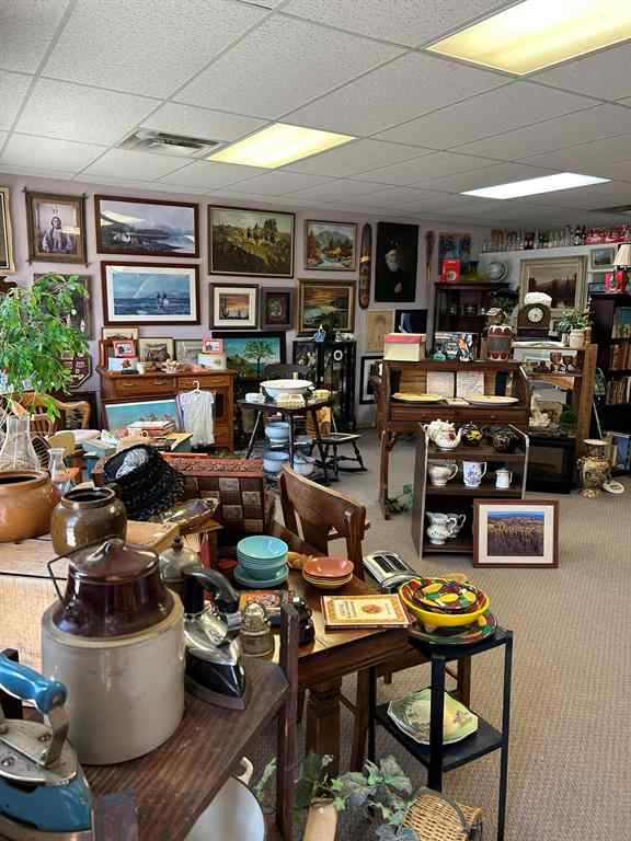 MLS&reg; # A2270365 - 132 1 Street W in Downtown Brooks, Commercial Open Houses