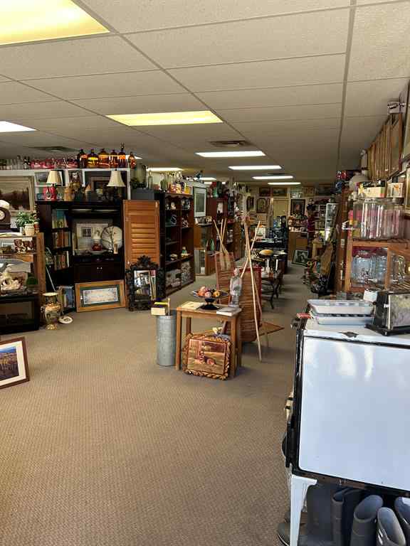 MLS&reg; # A2270365 - 132 1 Street W in Downtown Brooks, Commercial Open Houses