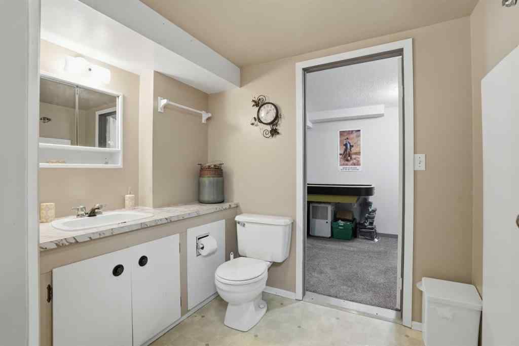 MLS® A2270370 - 4501 Fordham Crescent SE in Forest Heights Calgary, Residential