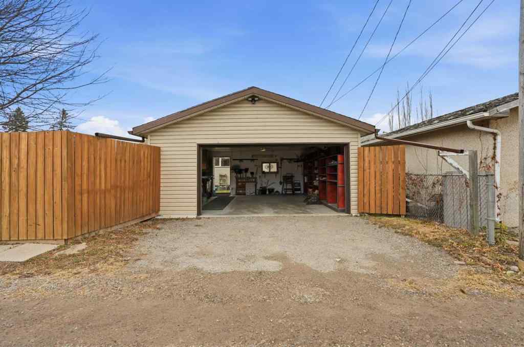 MLS® A2270370 - 4501 Fordham Crescent SE in Forest Heights Calgary, Residential