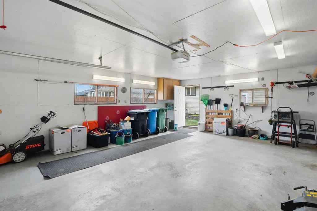 MLS® A2270370 - 4501 Fordham Crescent SE in Forest Heights Calgary, Residential