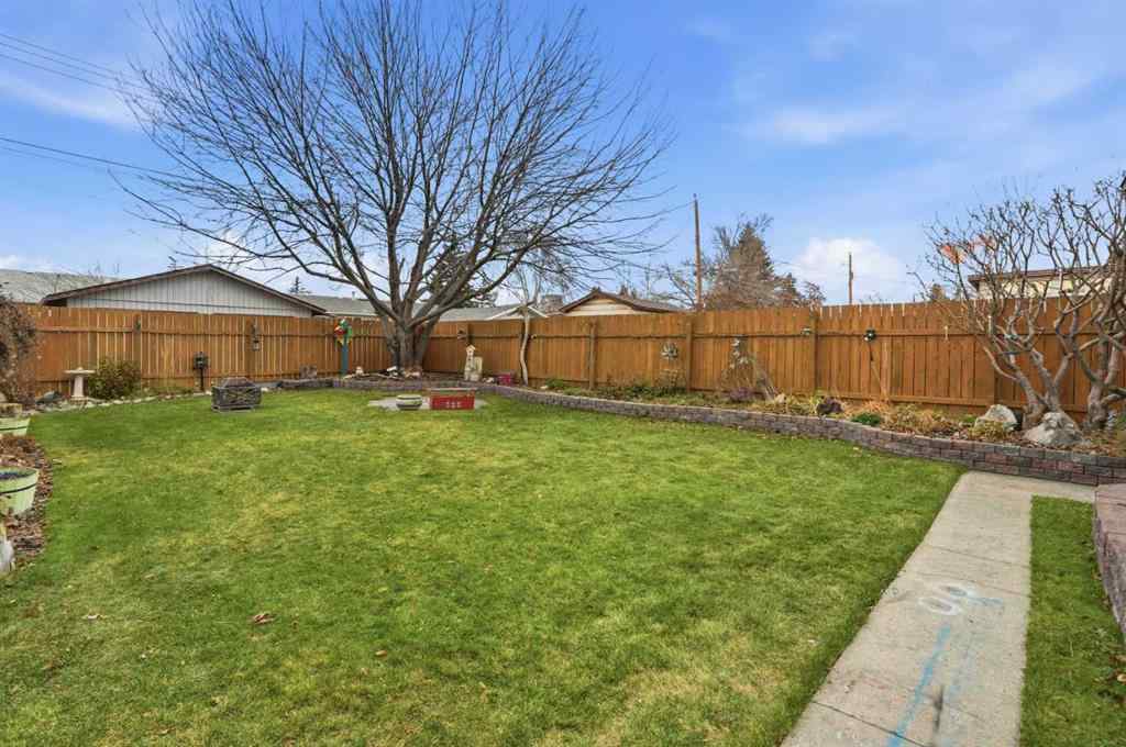 MLS® A2270370 - 4501 Fordham Crescent SE in Forest Heights Calgary, Residential