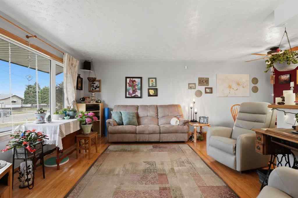 MLS® A2270370 - 4501 Fordham Crescent SE in Forest Heights Calgary, Residential