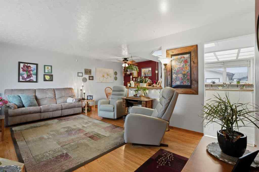 MLS® A2270370 - 4501 Fordham Crescent SE in Forest Heights Calgary, Residential