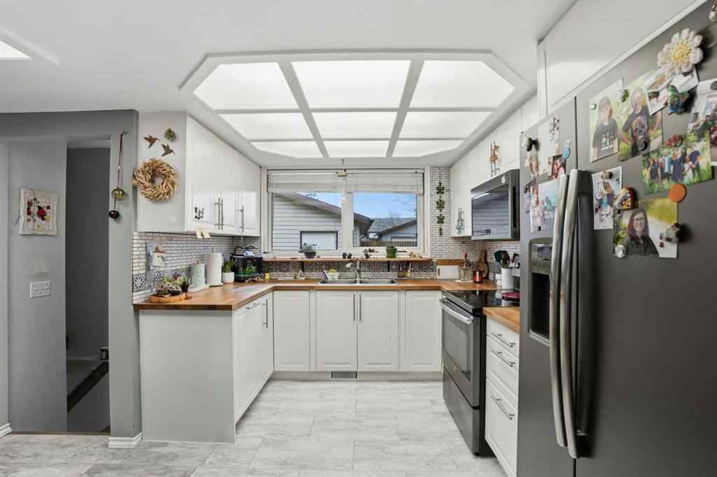 MLS® A2270370 - 4501 Fordham Crescent SE in Forest Heights Calgary, Residential