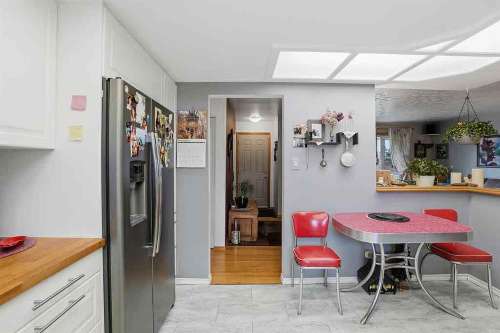 MLS® A2270370 - 4501 Fordham Crescent SE in Forest Heights Calgary, Residential