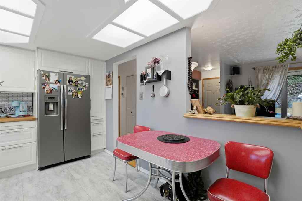 MLS® A2270370 - 4501 Fordham Crescent SE in Forest Heights Calgary, Residential