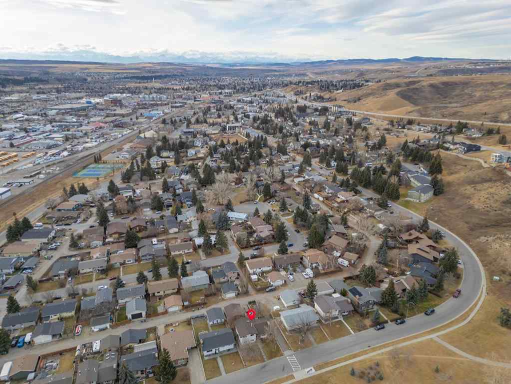 MLS&reg; # A2270372 - 33 Carolina Drive  in East End Cochrane, Residential Open Houses