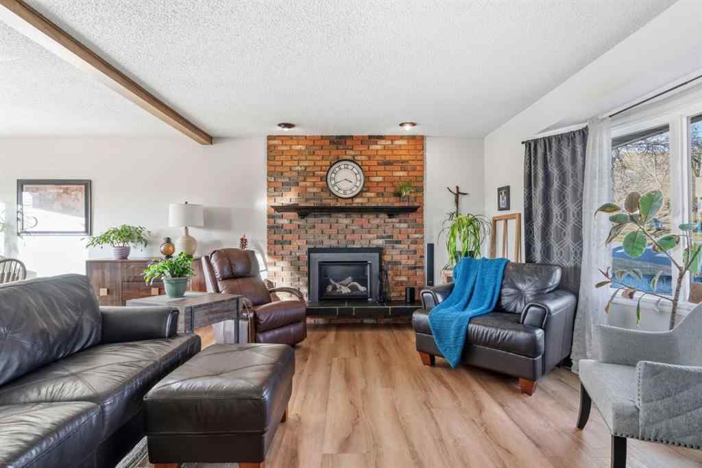 MLS&reg; # A2270372 - 33 Carolina Drive  in East End Cochrane, Residential Open Houses