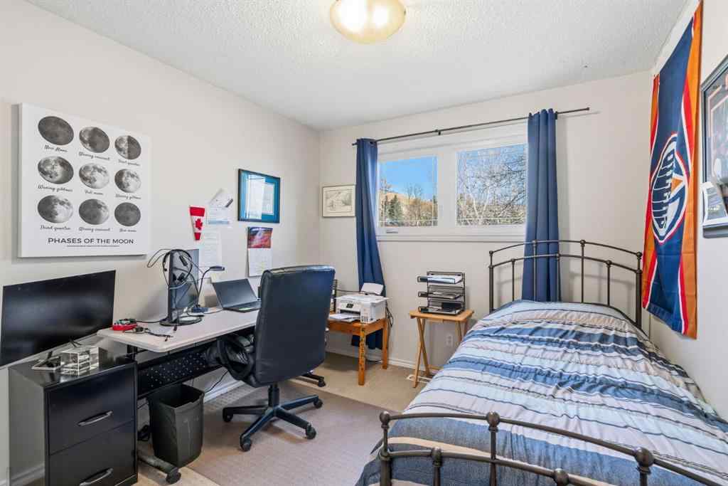 MLS&reg; # A2270372 - 33 Carolina Drive  in East End Cochrane, Residential Open Houses