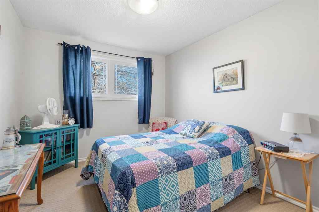 MLS&reg; # A2270372 - 33 Carolina Drive  in East End Cochrane, Residential Open Houses