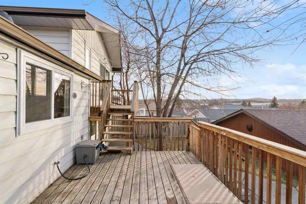 MLS&reg; # A2270372 - 33 Carolina Drive  in East End Cochrane, Residential Open Houses