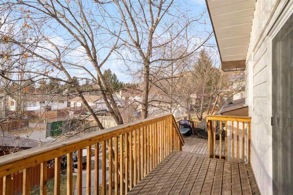 MLS&reg; # A2270372 - 33 Carolina Drive  in East End Cochrane, Residential Open Houses