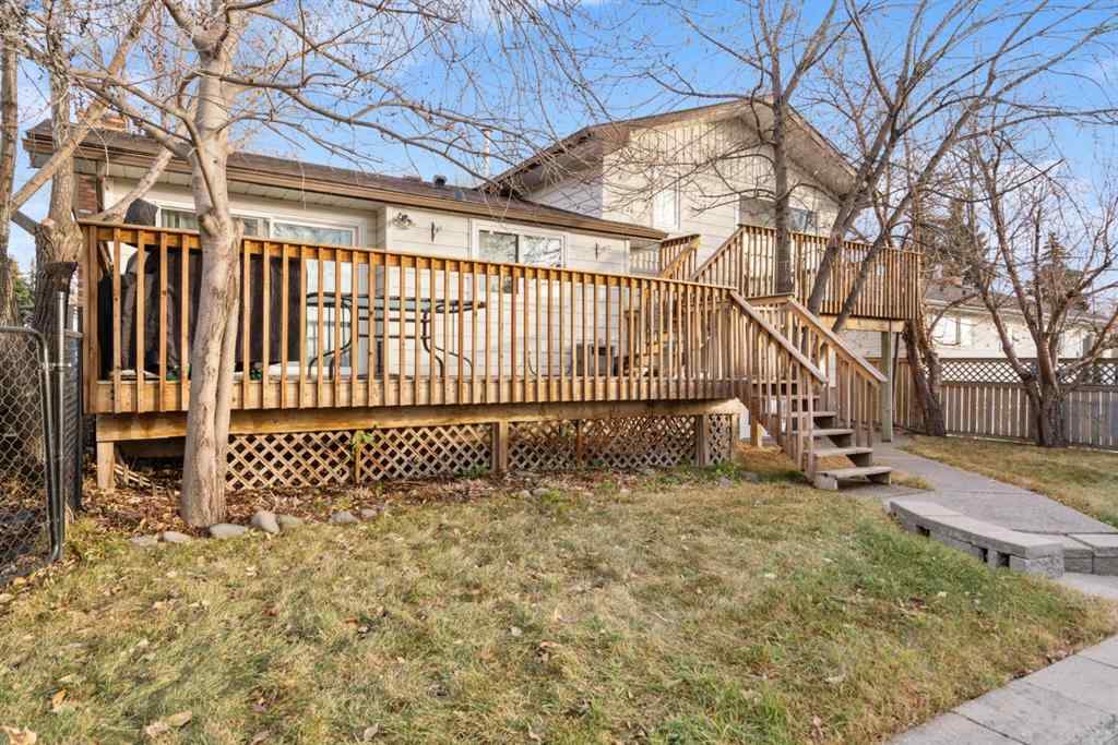 MLS&reg; # A2270372 - 33 Carolina Drive  in East End Cochrane, Residential Open Houses