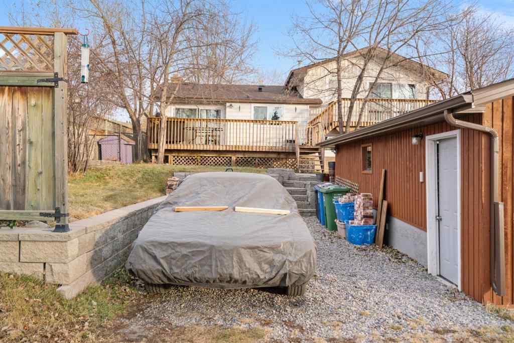 MLS&reg; # A2270372 - 33 Carolina Drive  in East End Cochrane, Residential Open Houses