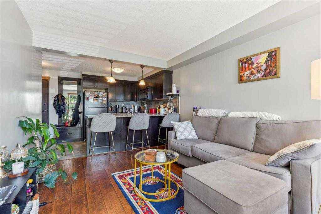 MLS&reg; # A2270375 - Unit #303 315 50 Avenue SW in Windsor Park Calgary, Residential Open Houses