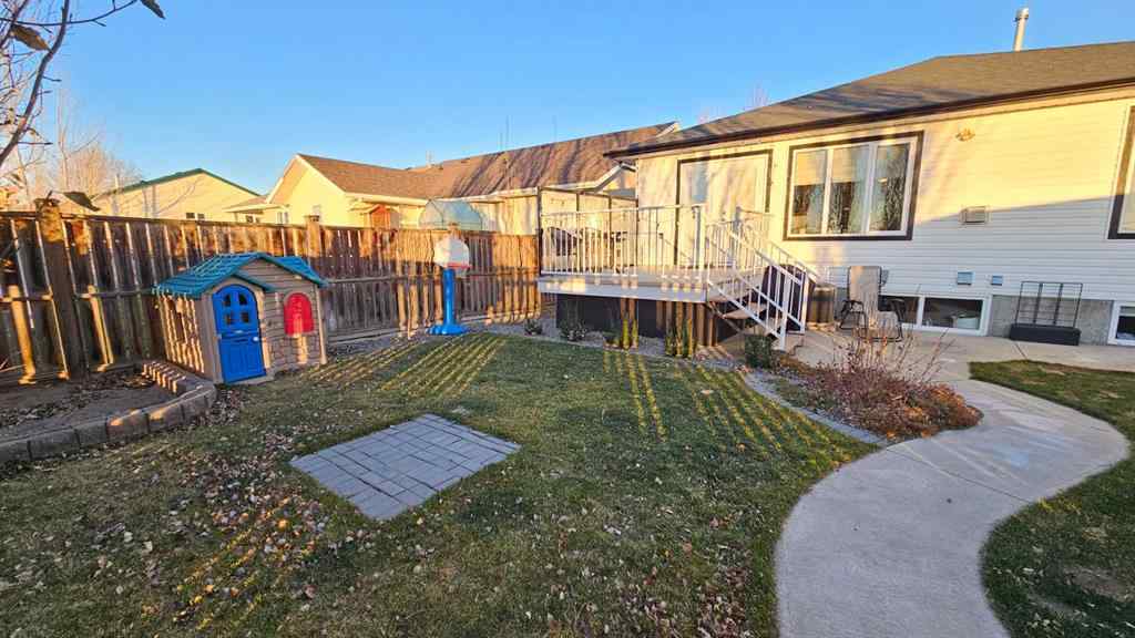 MLS&reg; # A2270377 - 448 Willow Place  in NONE Picture Butte, Residential Open Houses