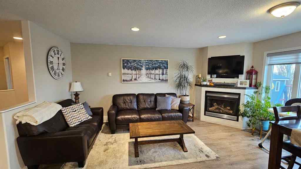 MLS&reg; # A2270377 - 448 Willow Place  in NONE Picture Butte, Residential Open Houses