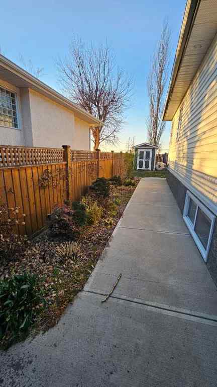 MLS&reg; # A2270377 - 448 Willow Place  in NONE Picture Butte, Residential Open Houses