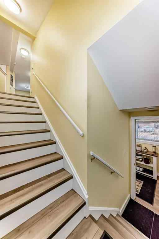 MLS&reg; # A2270378 - 2035 20TH Avenue  in NONE Bowden, Residential Open Houses