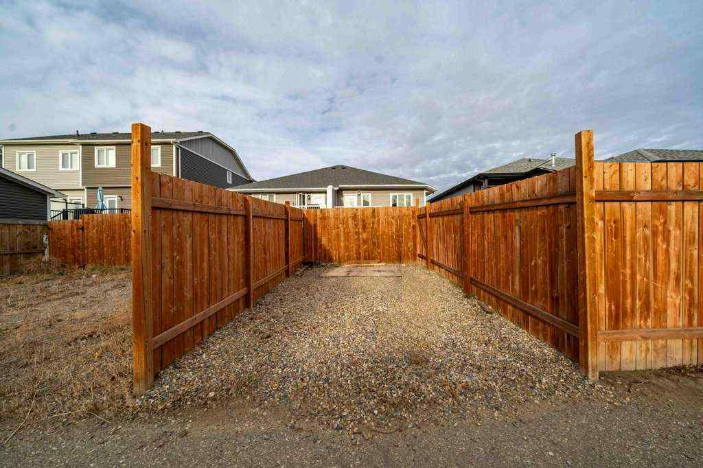 MLS&reg; # A2270381 - 29 Somerside Gate SE in Southland Medicine Hat, Residential Open Houses