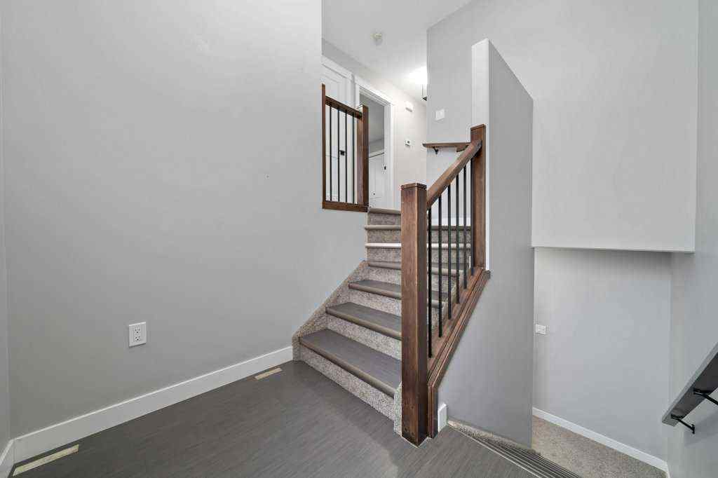 MLS&reg; # A2270381 - 29 Somerside Gate SE in Southland Medicine Hat, Residential Open Houses