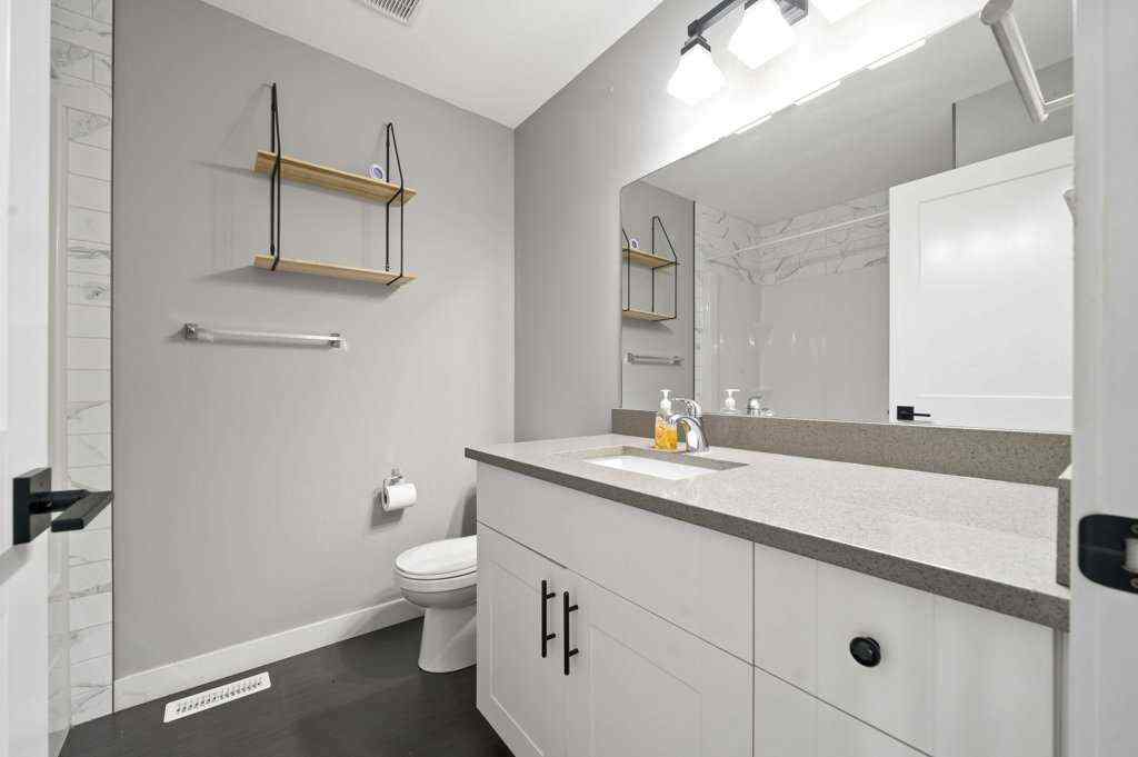 MLS&reg; # A2270381 - 29 Somerside Gate SE in Southland Medicine Hat, Residential Open Houses