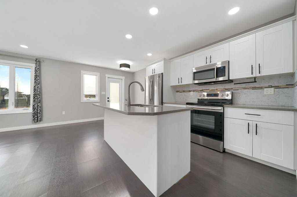 MLS&reg; # A2270381 - 29 Somerside Gate SE in Southland Medicine Hat, Residential Open Houses