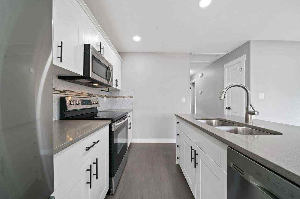 MLS&reg; # A2270381 - 29 Somerside Gate SE in Southland Medicine Hat, Residential Open Houses