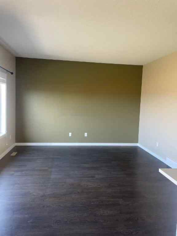 MLS&reg; # A2270387 - 947 41 Avenue N in Legacy Ridge / Hardieville Lethbridge, Residential Open Houses