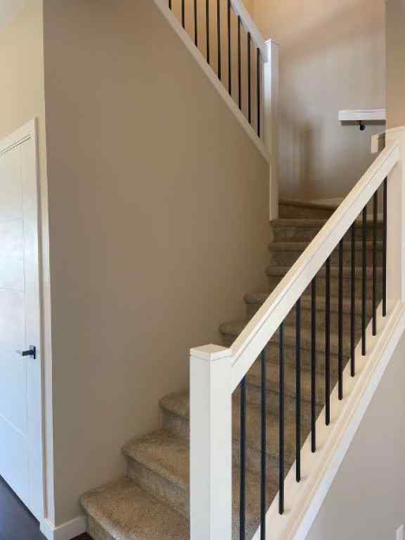 MLS&reg; # A2270387 - 947 41 Avenue N in Legacy Ridge / Hardieville Lethbridge, Residential Open Houses