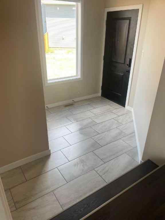 MLS&reg; # A2270387 - 947 41 Avenue N in Legacy Ridge / Hardieville Lethbridge, Residential Open Houses