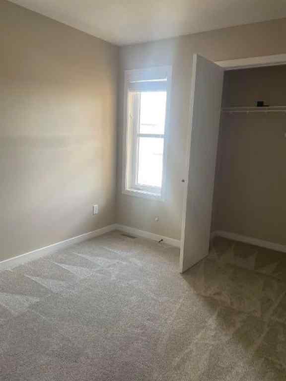 MLS&reg; # A2270387 - 947 41 Avenue N in Legacy Ridge / Hardieville Lethbridge, Residential Open Houses