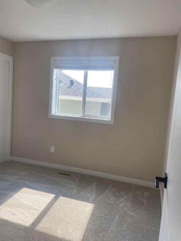 MLS&reg; # A2270387 - 947 41 Avenue N in Legacy Ridge / Hardieville Lethbridge, Residential Open Houses