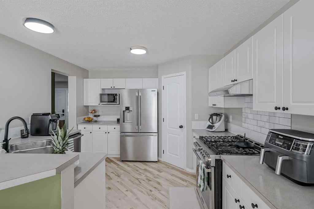 MLS&reg; # A2270389 - 67 Silver Springs Way NW in Silver Creek Airdrie, Residential Open Houses