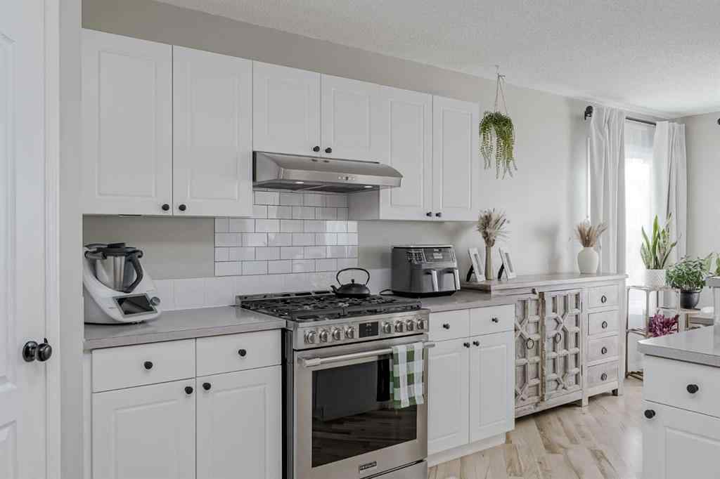 MLS&reg; # A2270389 - 67 Silver Springs Way NW in Silver Creek Airdrie, Residential Open Houses