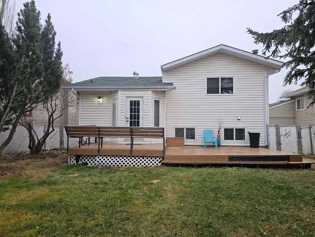 MLS® # A2270390 - 9626 65 Avenue  in Country Club Estates Grande Prairie, Residential Open Houses