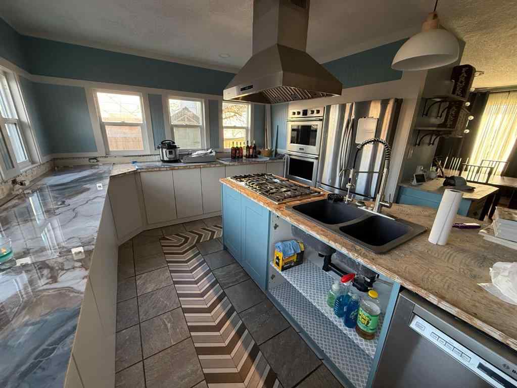 MLS&reg; # A2270396 - 19 Kallbom Crescent  in NONE Whitecourt, Residential Open Houses