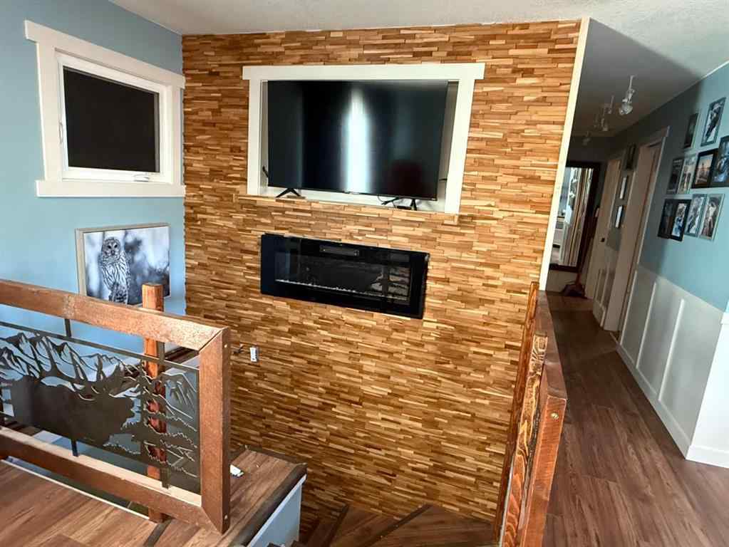 MLS&reg; # A2270396 - 19 Kallbom Crescent  in NONE Whitecourt, Residential Open Houses