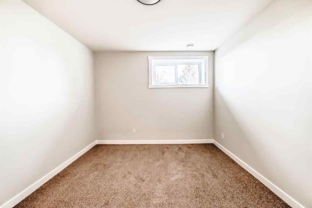 MLS&reg; # A2270397 - 1102 Clover Close  in NONE Carstairs, Residential Open Houses