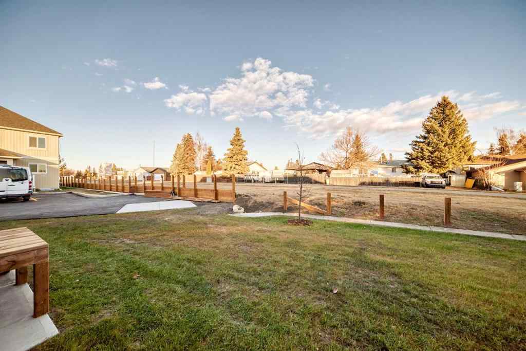 MLS&reg; # A2270397 - 1102 Clover Close  in NONE Carstairs, Residential Open Houses