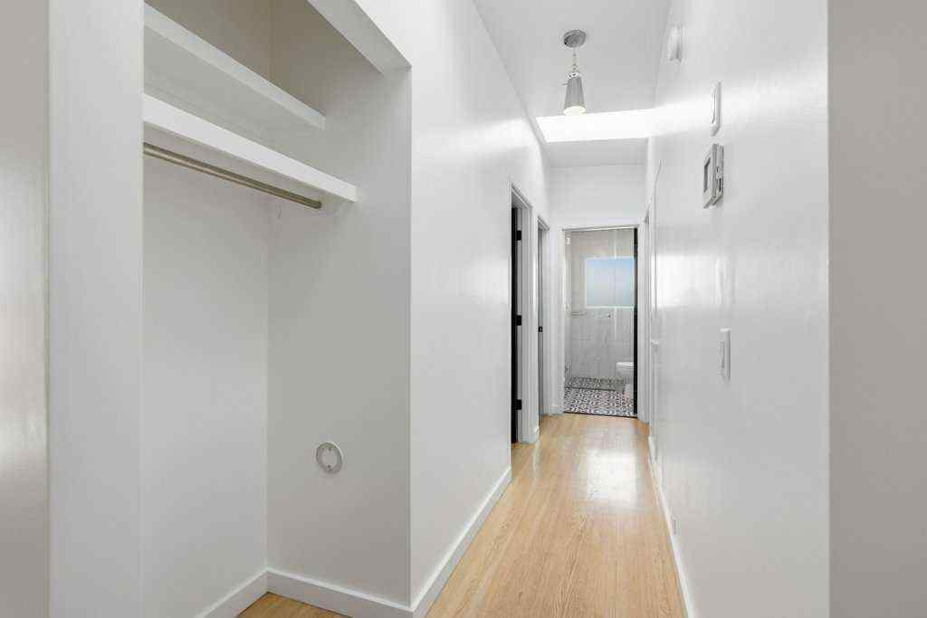 MLS® A2270400 - 3124 Leduc Crescent SW in Lakeview Calgary, Residential