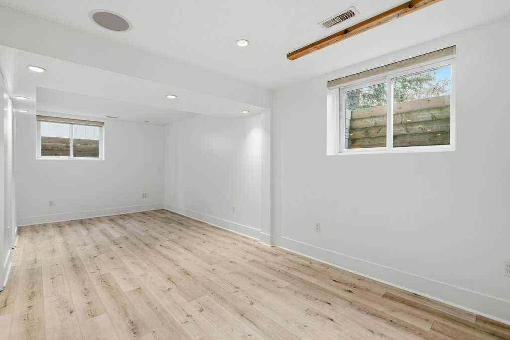 MLS® A2270400 - 3124 Leduc Crescent SW in Lakeview Calgary, Residential