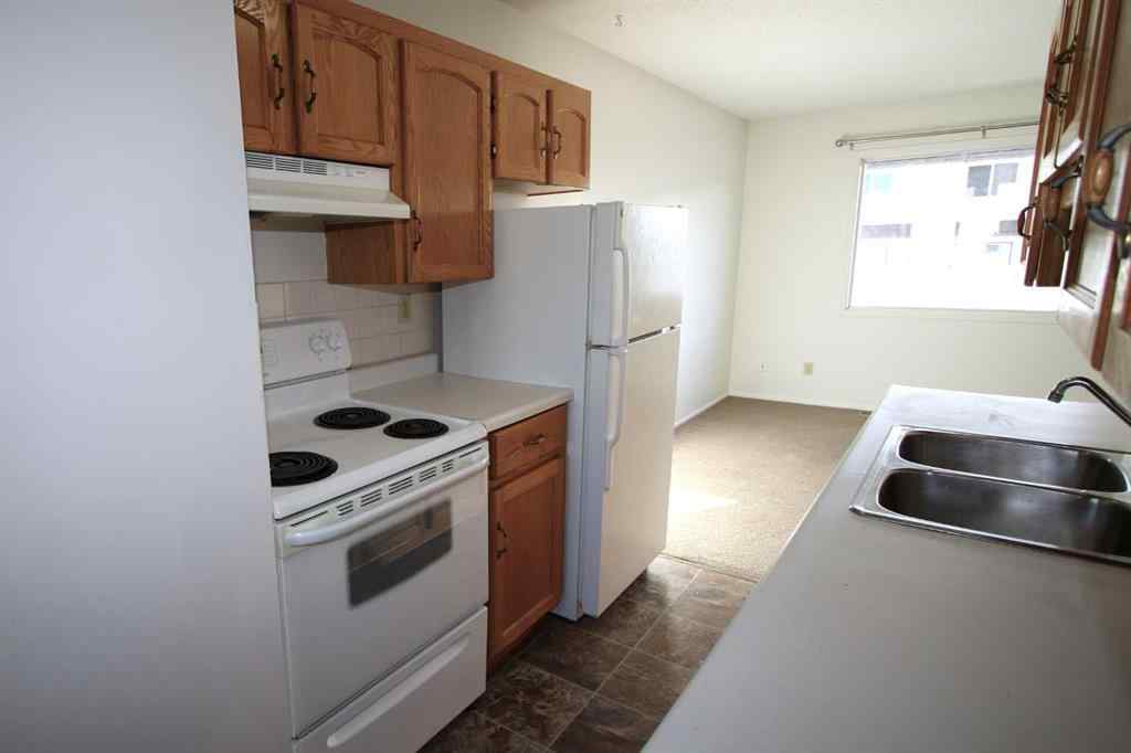 MLS&reg; # A2270401 - Unit #44 7124 Gray Drive  in Glendale Red Deer, Residential Open Houses