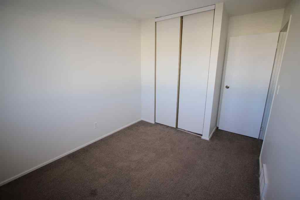 MLS&reg; # A2270401 - Unit #44 7124 Gray Drive  in Glendale Red Deer, Residential Open Houses