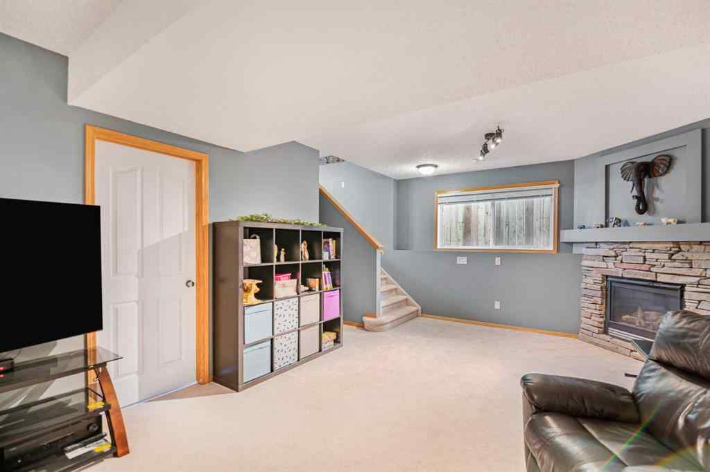 MLS&reg; # A2270417 - 27 Jacobs Close  in Johnstone Park Red Deer, Residential Open Houses