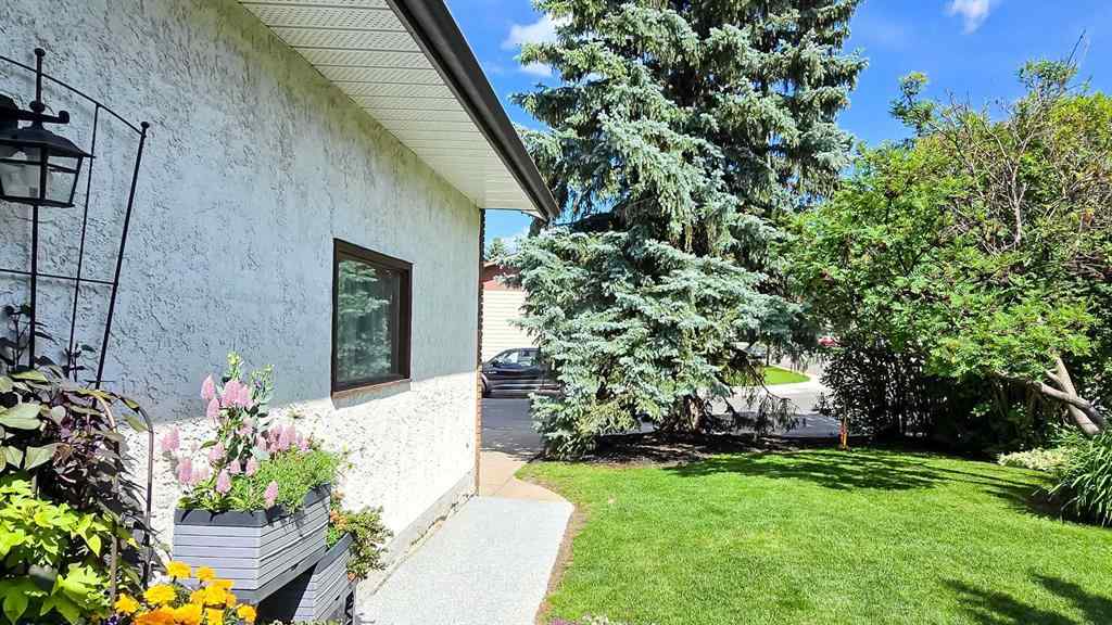 MLS&reg; # A2270418 - 58 Maxwell Avenue  in Morrisroe Extension Red Deer, Residential Open Houses