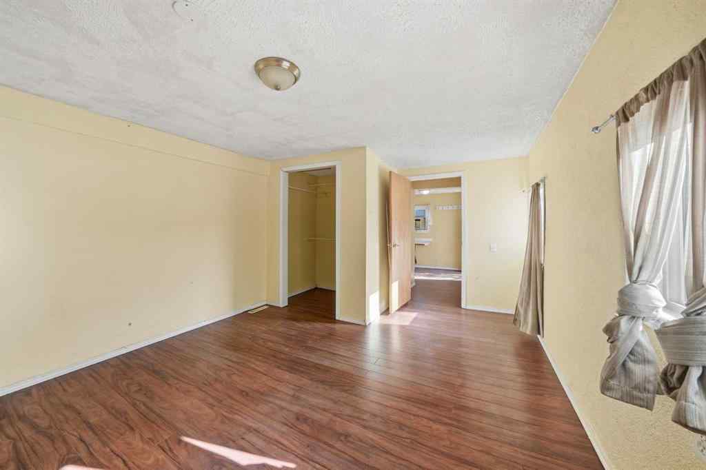 MLS&reg; # A2270423 - 1221 Lucina Street  in Hawkridge Estates Penhold, Commercial Open Houses