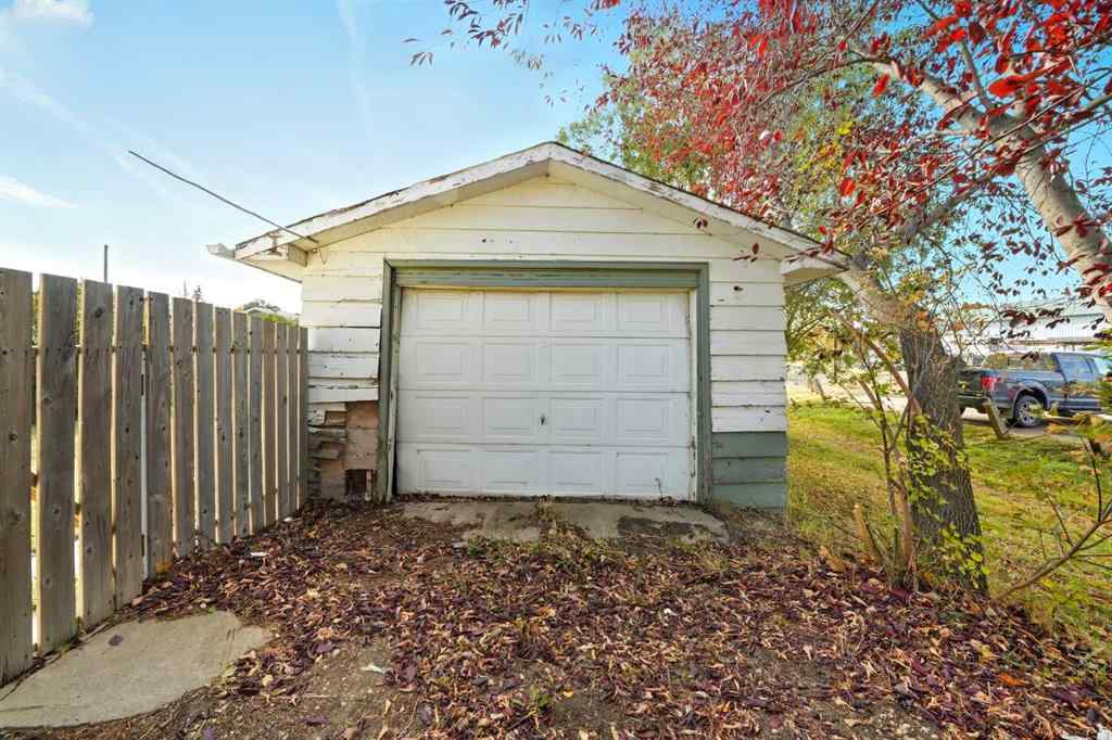 MLS&reg; # A2270423 - 1221 Lucina Street  in Hawkridge Estates Penhold, Commercial Open Houses